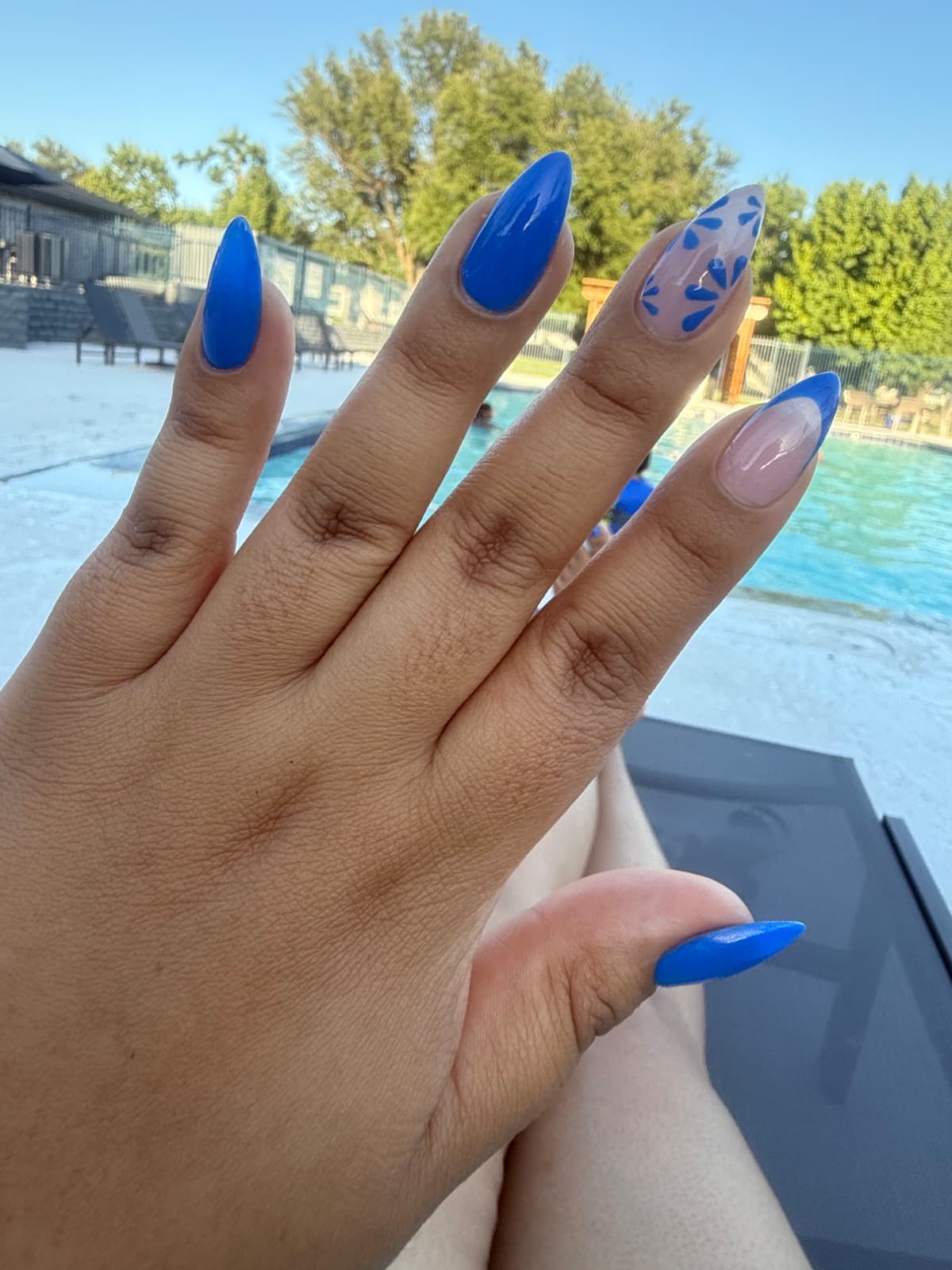 Bloom by Xochitl nail set